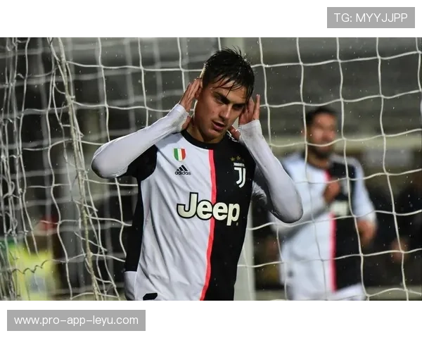 迪巴拉连续助攻,意甲中场核心表现抢眼,迪巴拉踢足球视频